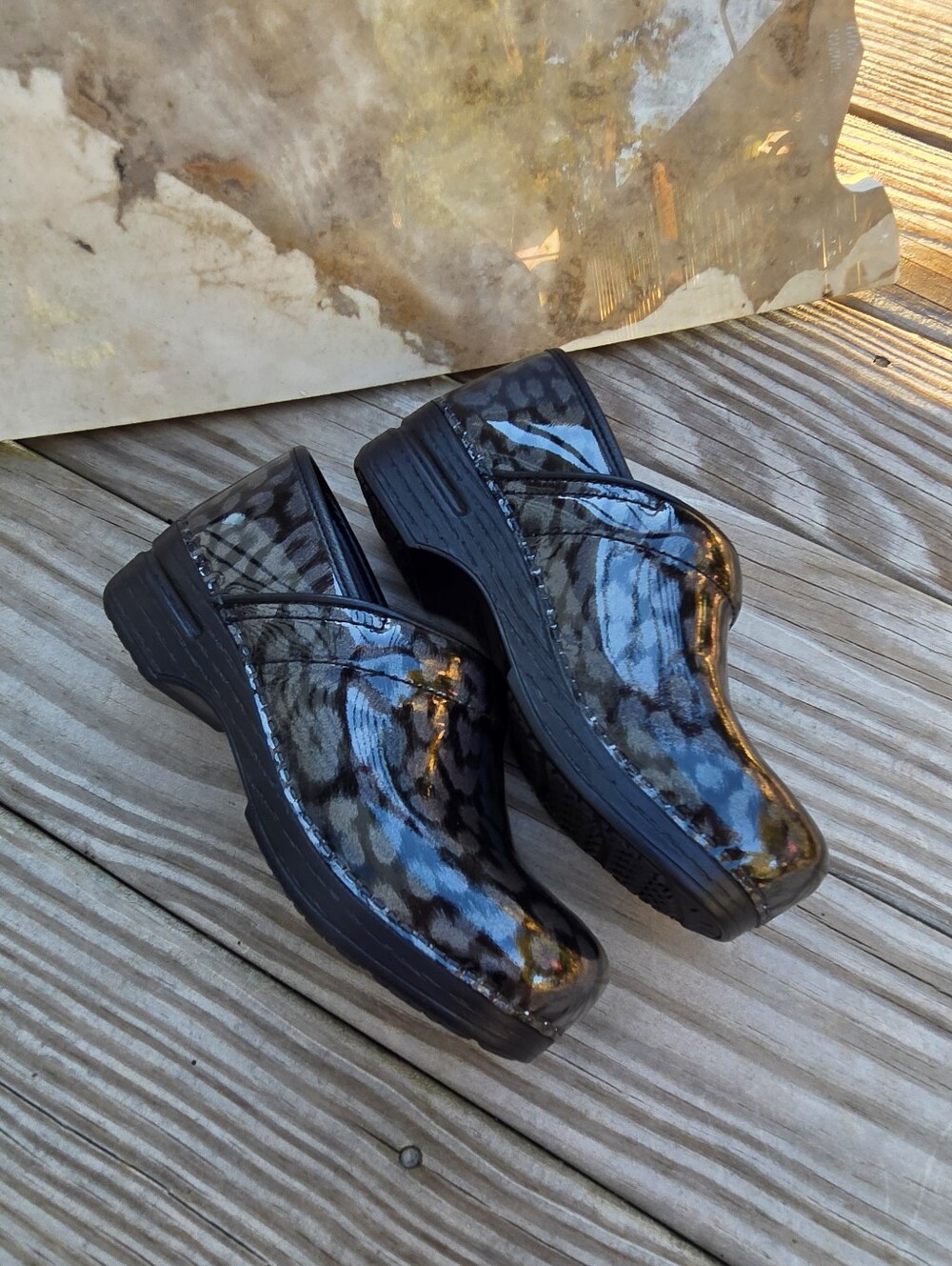 Dansko Black Gray Leopard-Print Patent Clogs Professional Wear. - Picture 6 of 6